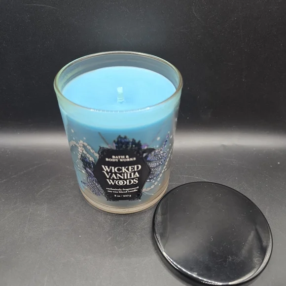New Unused Wicked Vanilla Woods Jar Candle Single Wick Bath and Body Works 8oz - Picture 6 of 7